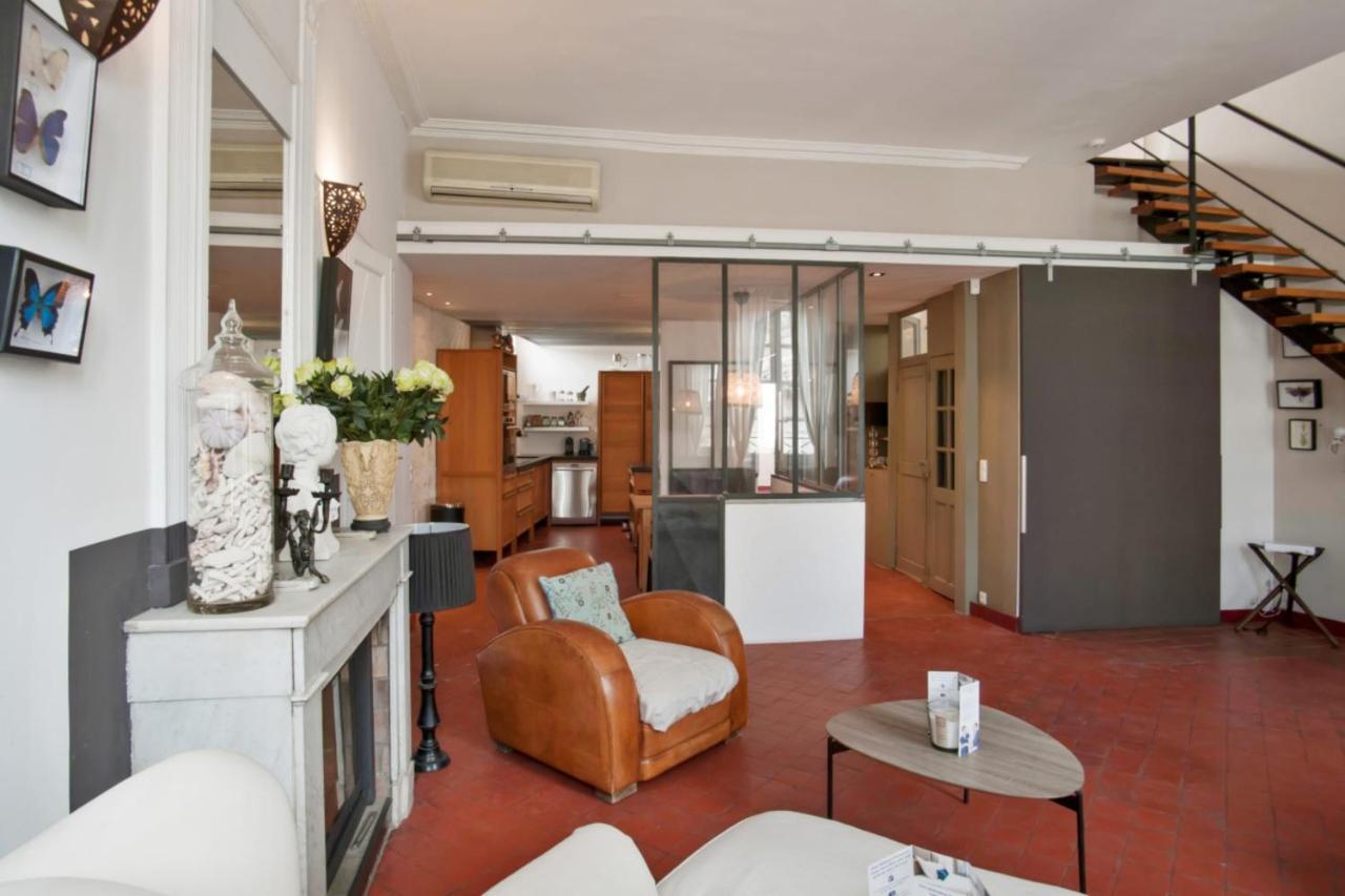 Charming And Large Duplex Flat With Beautiful Terrace In Avignon Lägenhet Exteriör bild